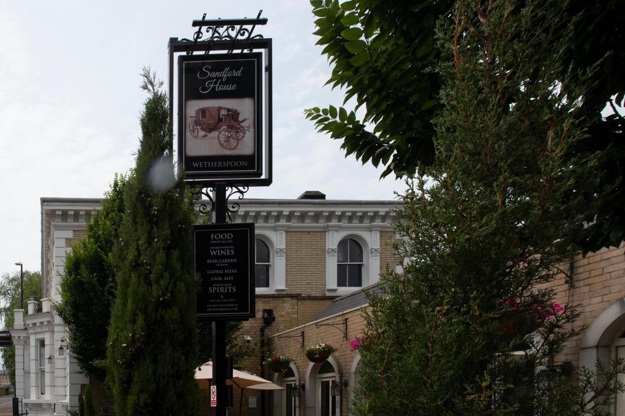 Sandford House Hotel Wetherspoon Huntingdon Exteriér fotografie