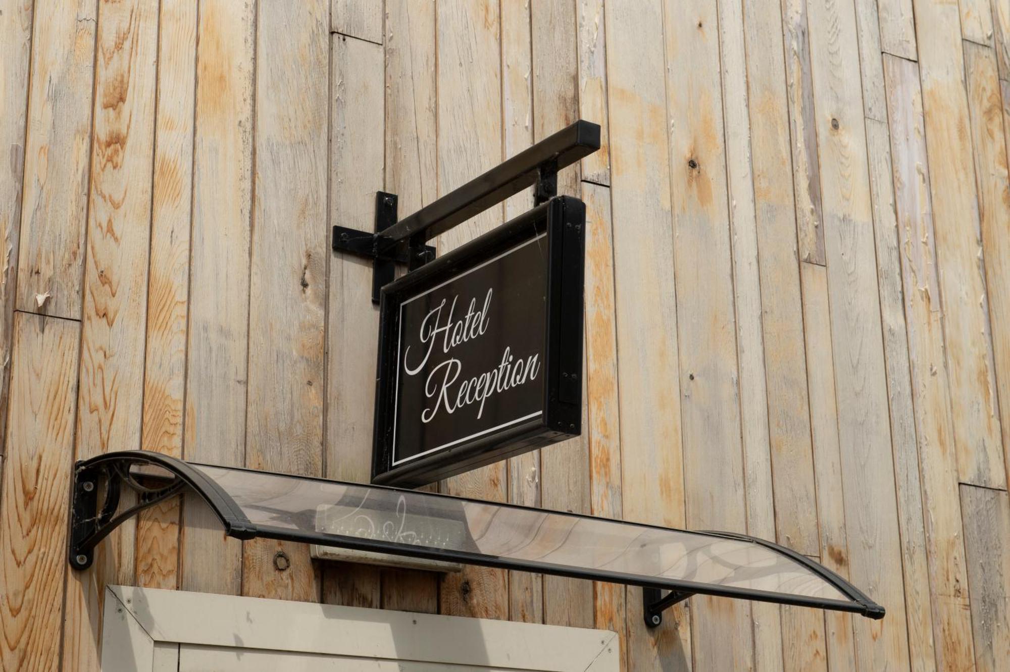 Sandford House Hotel Wetherspoon Huntingdon Exteriér fotografie