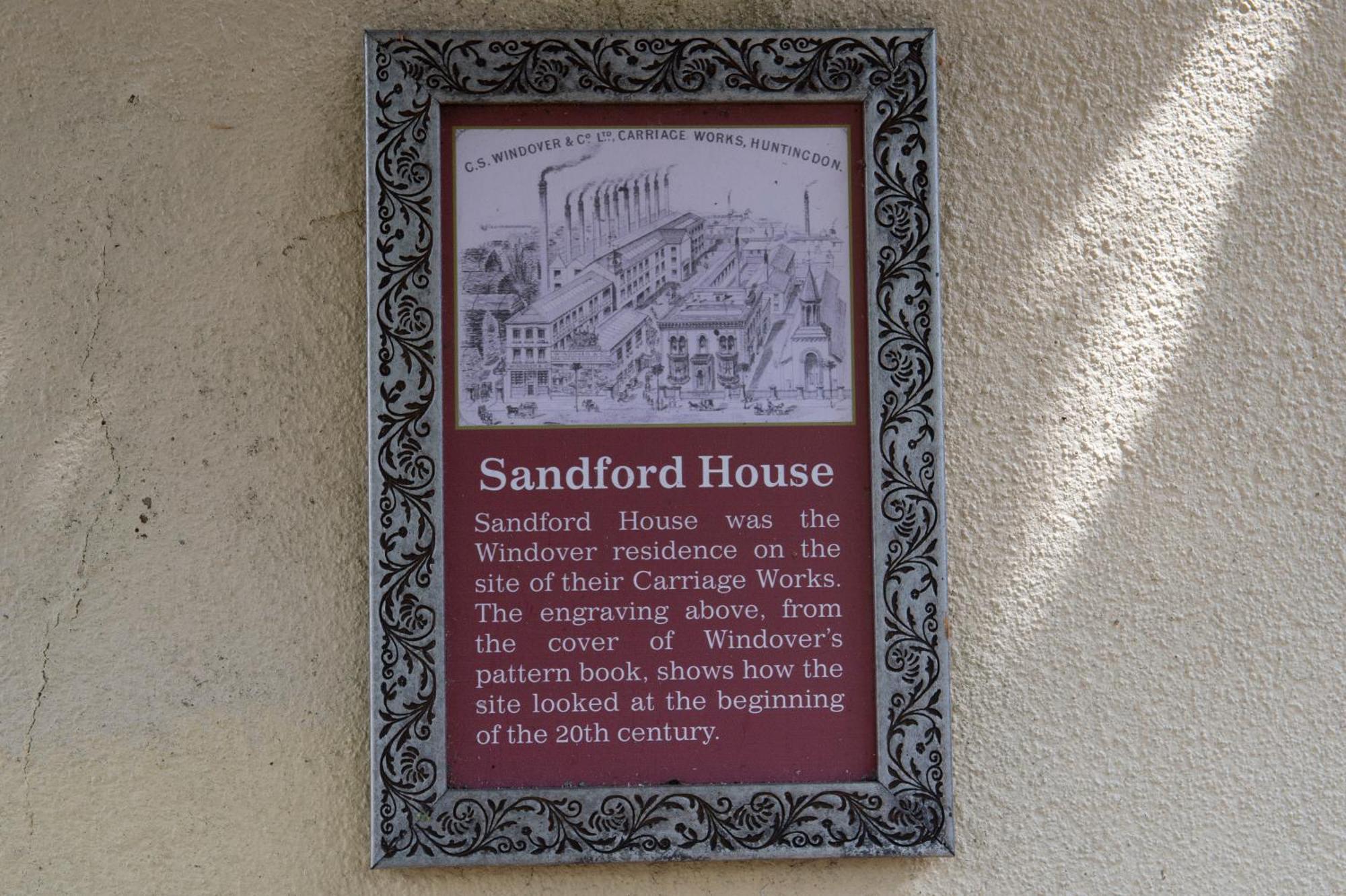 Sandford House Hotel Wetherspoon Huntingdon Exteriér fotografie
