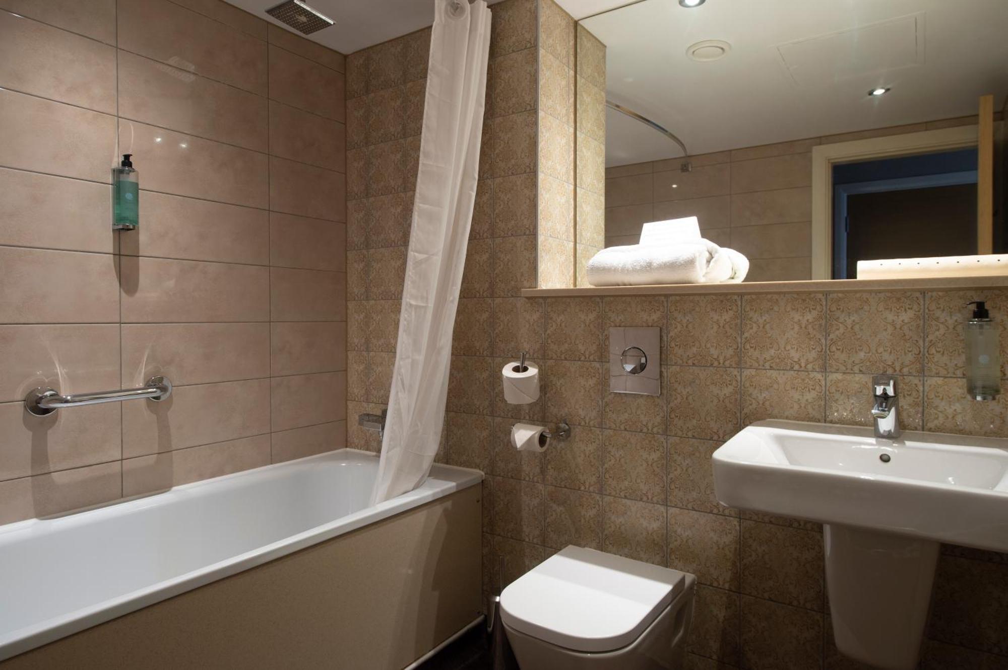 Sandford House Hotel Wetherspoon Huntingdon Exteriér fotografie
