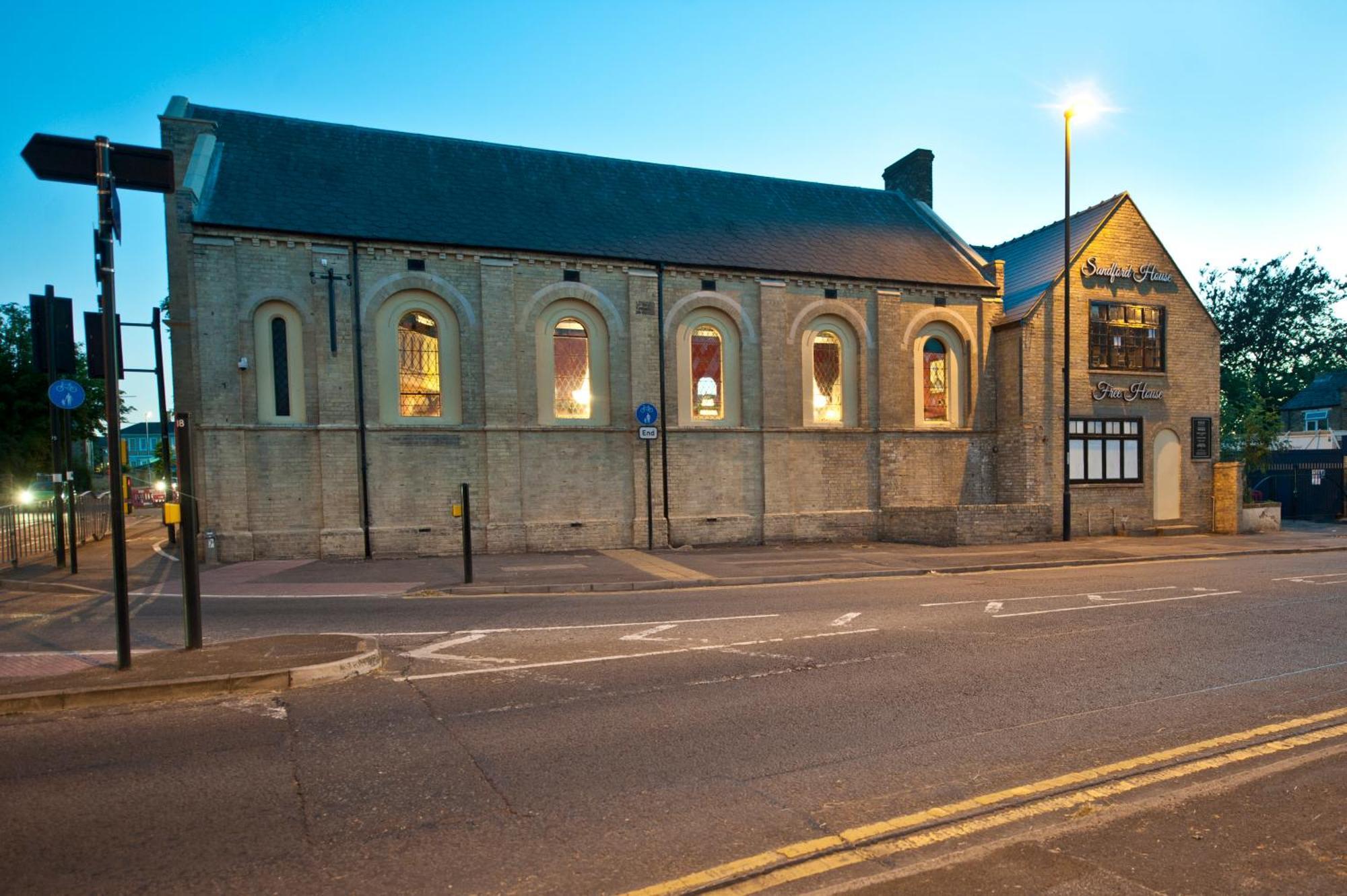 Sandford House Hotel Wetherspoon Huntingdon Exteriér fotografie
